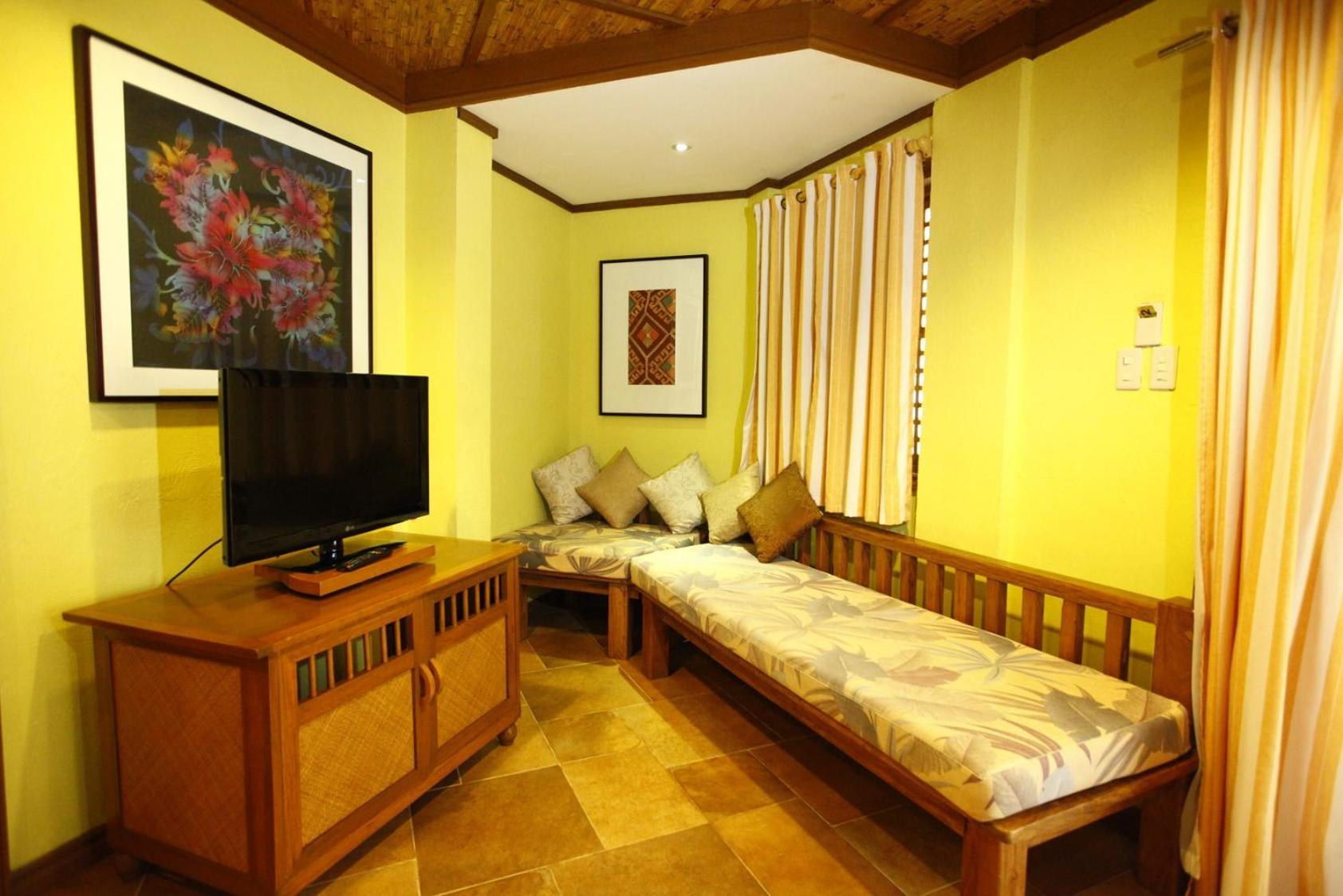Resort Boracay Tropics