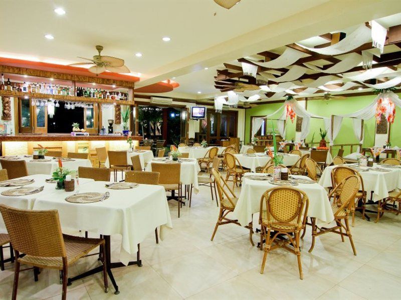 Boracay Tropics 4*